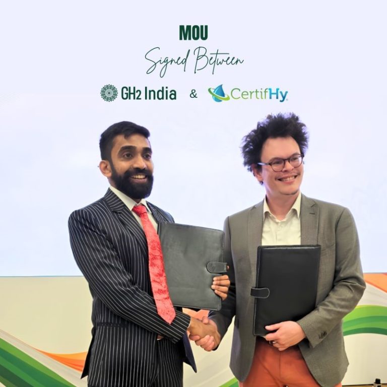 Nishaanth Balashanmugam, CEO and Director of GH2 India, and Matthieu Boisson, Managing Director at CertifHy, shake hands after signing a partnership agreement at the World Hydrogen Summit in Rotterdam, formalizing a collaboration to support RFNBO certification readiness and hydrogen market development in India.